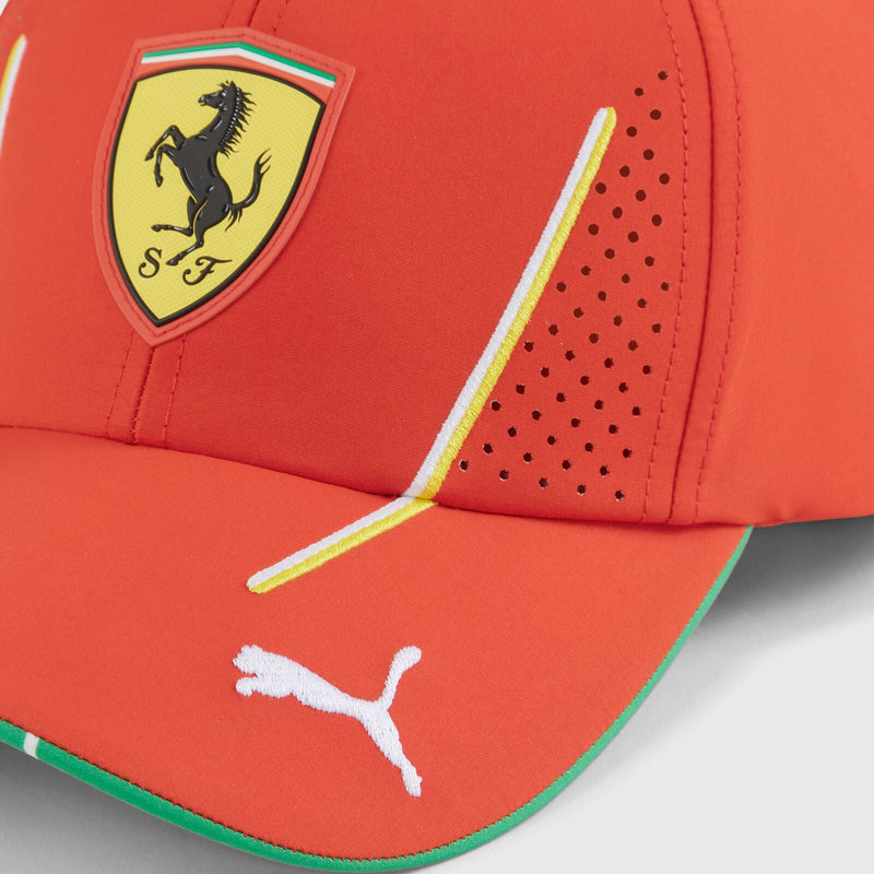 Boné da Equipe Scuderia Ferrari F1 2024