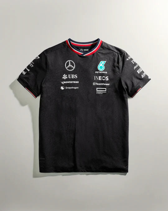 Camiseta de Piloto da Equipe Mercedes-AMG F1 2024 – Preta