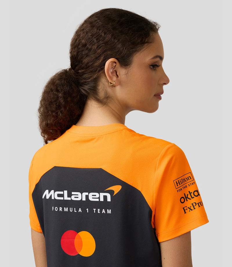 Camiseta Feminina da Equipe McLaren F1 2025 – PHANTOM